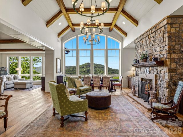 32 Featherstone Trail, Arden, NC 28704