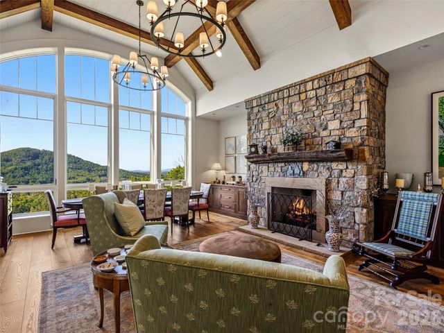 32 Featherstone Trail, Arden, NC 28704