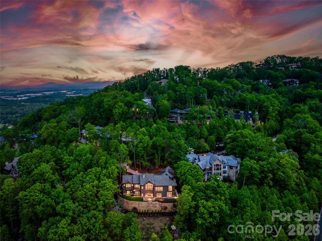 32 Featherstone Trail, Arden, NC 28704