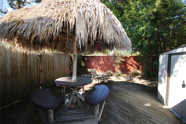 2084 SUNSET GROVE LANE, Clearwater, FL 33765