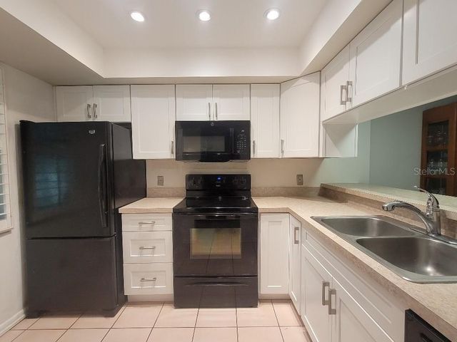 2084 SUNSET GROVE LANE, Clearwater, FL 33765