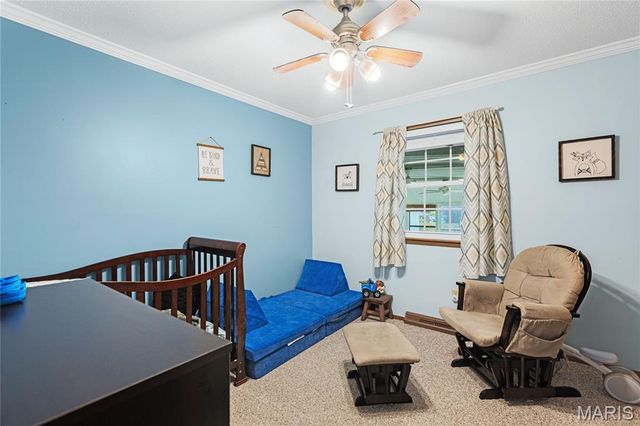 1923 Donna Circle, Lebanon, MO 65536