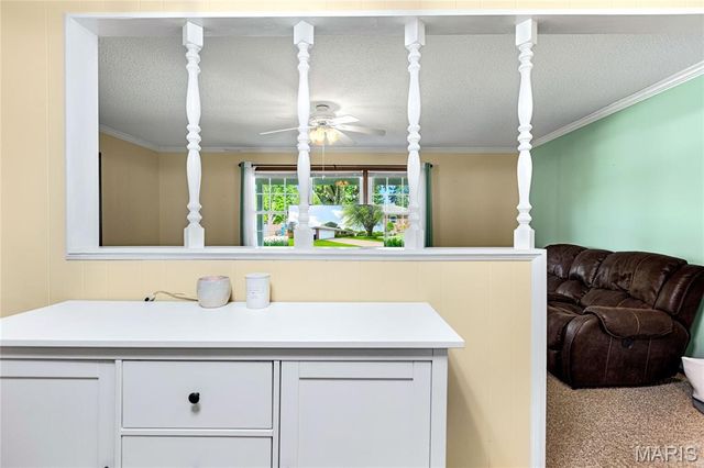 1923 Donna Circle, Lebanon, MO 65536