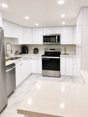 9735 NW 52nd St 305, Doral, FL 33178