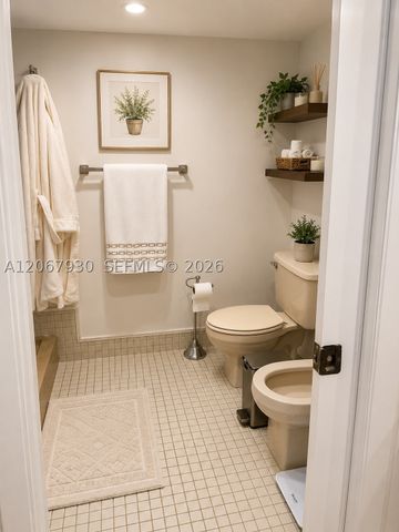 9735 NW 52nd St 305, Doral, FL 33178