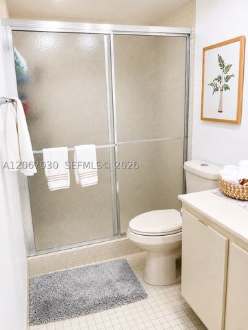 9735 NW 52nd St 305, Doral, FL 33178