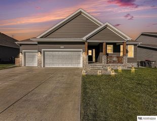 10340 White Pine Road, Lincoln, NE 68527