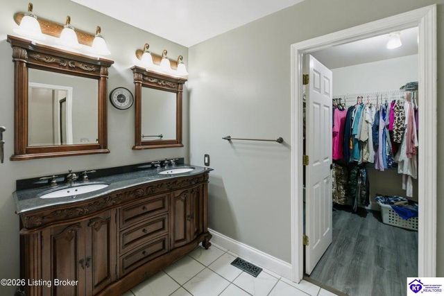 250 Wicker Lane, Brooks, KY 40109