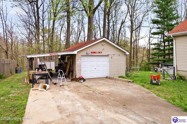 250 Wicker Lane, Brooks, KY 40109