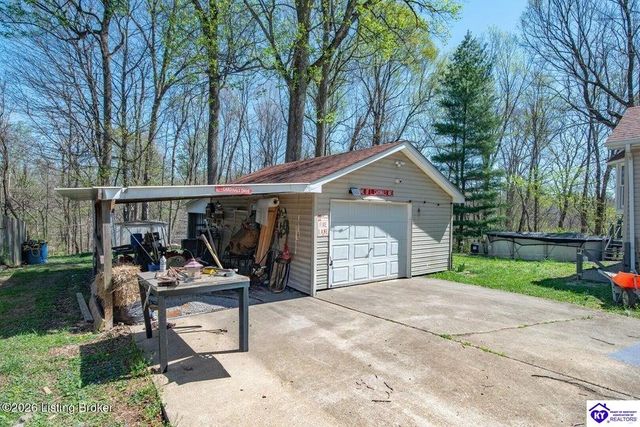 250 Wicker Lane, Brooks, KY 40109