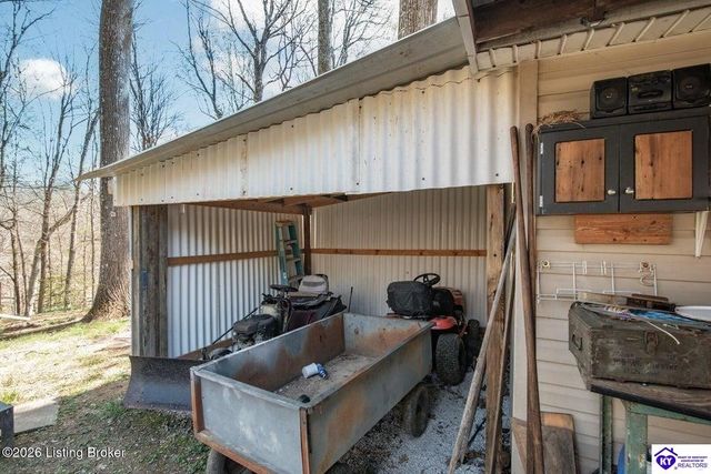 250 Wicker Lane, Brooks, KY 40109