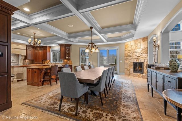 414 Dana Lane, Barrington Hills, IL 60010