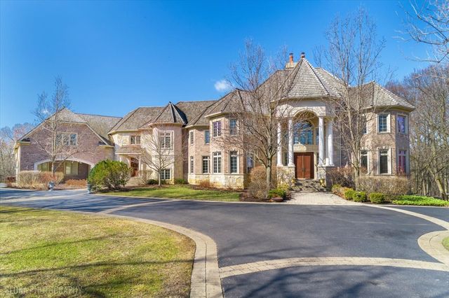 414 Dana Lane, Barrington Hills, IL 60010