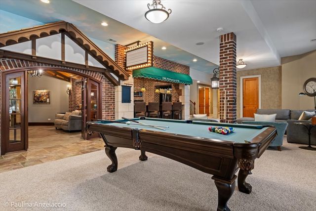 414 Dana Lane, Barrington Hills, IL 60010