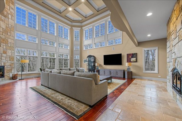 414 Dana Lane, Barrington Hills, IL 60010