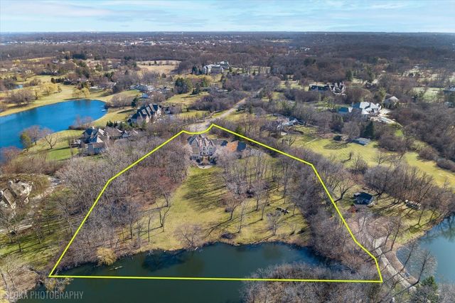 414 Dana Lane, Barrington Hills, IL 60010