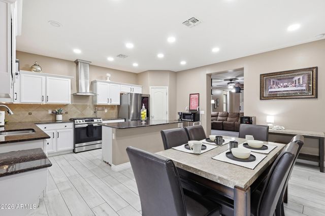 6909 W MELODY Drive, Laveen, AZ 85339