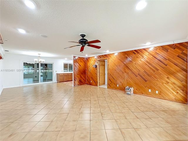 4210 Kent Ave, Lake Worth, FL 33461