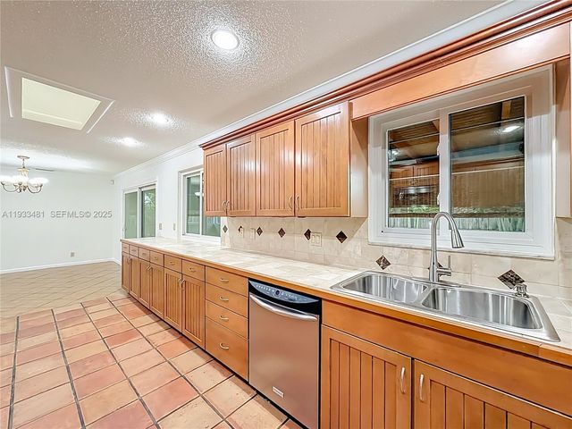 4210 Kent Ave, Lake Worth, FL 33461