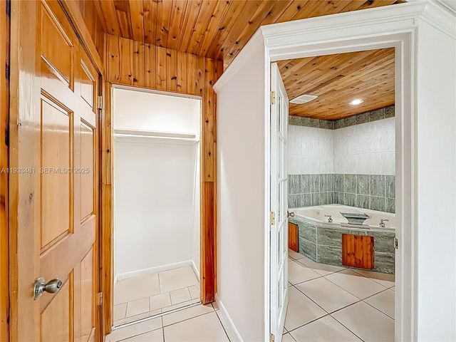 4210 Kent Ave, Lake Worth, FL 33461