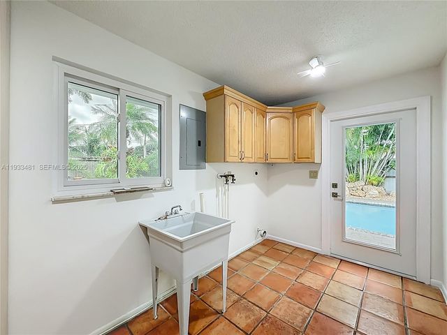 4210 Kent Ave, Lake Worth, FL 33461