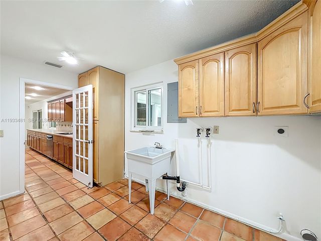 4210 Kent Ave, Lake Worth, FL 33461