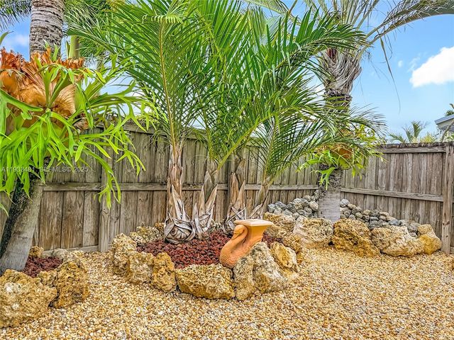 4210 Kent Ave, Lake Worth, FL 33461