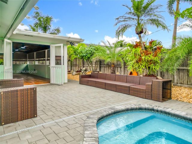 4210 Kent Ave, Lake Worth, FL 33461