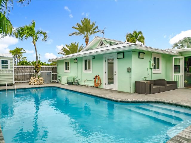 4210 Kent Ave, Lake Worth, FL 33461