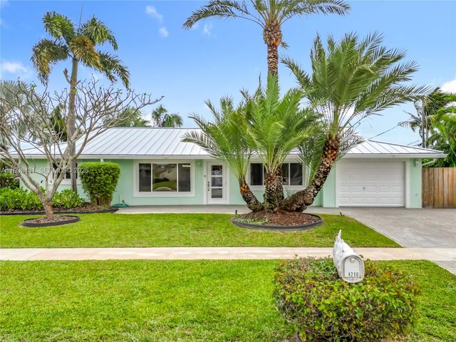 4210 Kent Ave, Lake Worth, FL 33461