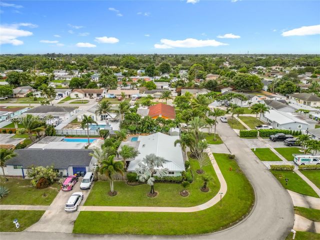 4210 Kent Ave, Lake Worth, FL 33461