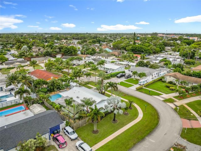 4210 Kent Ave, Lake Worth, FL 33461