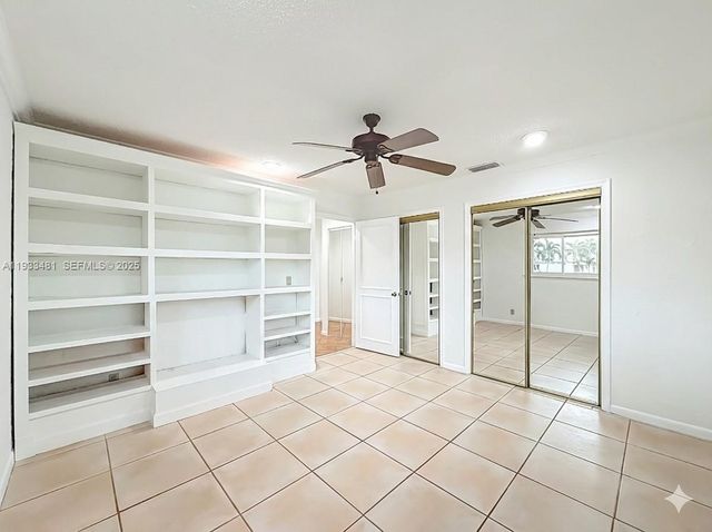 4210 Kent Ave, Lake Worth, FL 33461