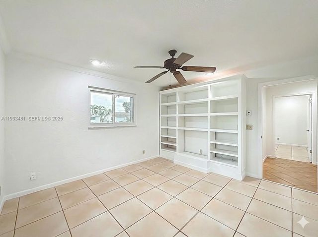 4210 Kent Ave, Lake Worth, FL 33461