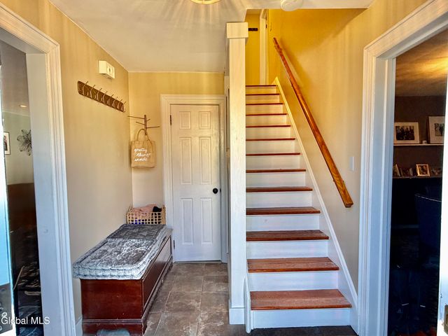 1501 Baker Avenue, Niskayuna, NY 12309