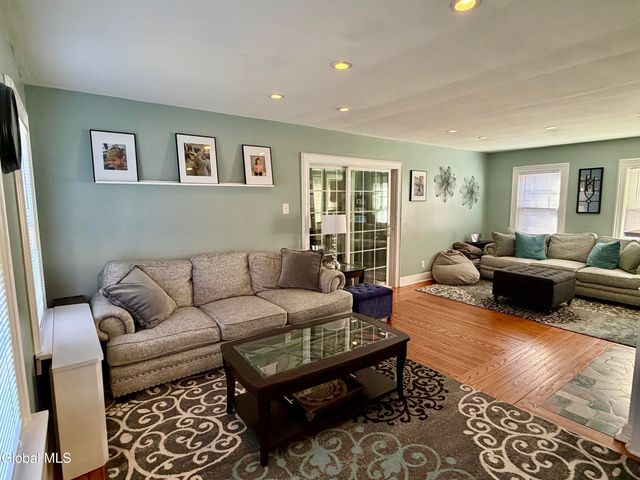 1501 Baker Avenue, Niskayuna, NY 12309