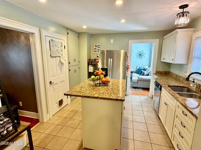 1501 Baker Avenue, Niskayuna, NY 12309