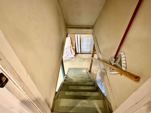 1501 Baker Avenue, Niskayuna, NY 12309