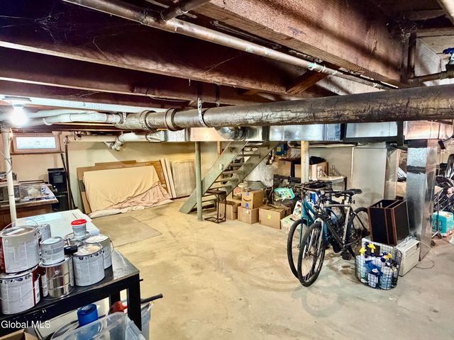 1501 Baker Avenue, Niskayuna, NY 12309