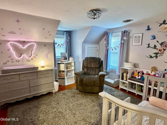 1501 Baker Avenue, Niskayuna, NY 12309