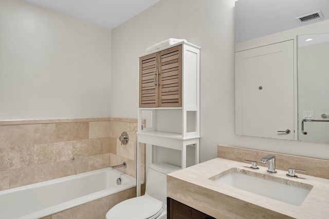 1 Franklin St 2309, Boston, MA 02110