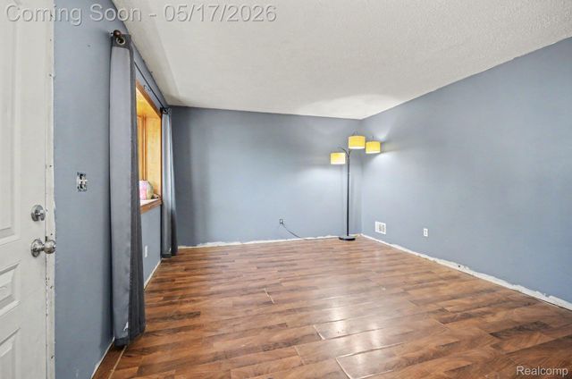 2628 Sinclair Avenue, Waterford Charter Township, MI 48328