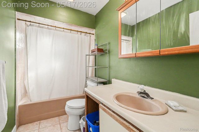 2628 Sinclair Avenue, Waterford Charter Township, MI 48328