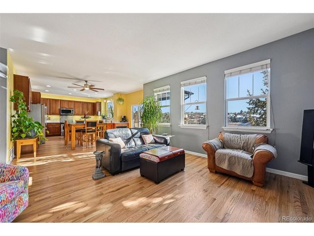 7034 S Fultondale Cir, Aurora, CO 80016