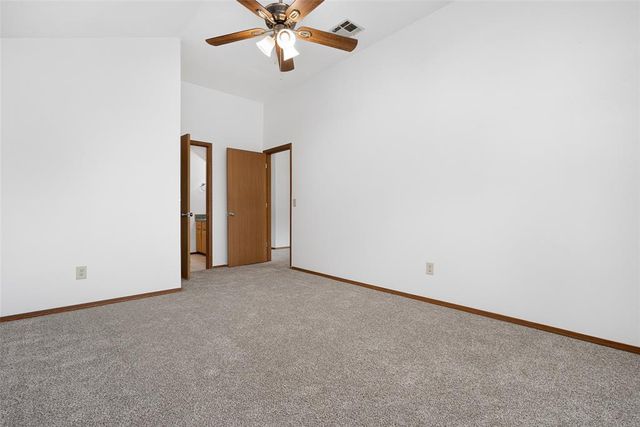 222 W Maple Branch Way, Mustang, OK 73064
