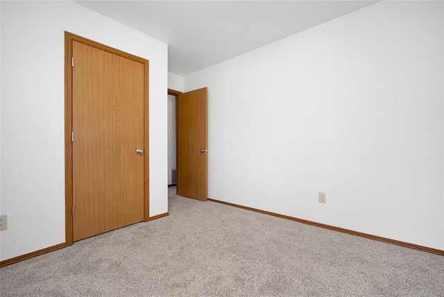 222 W Maple Branch Way, Mustang, OK 73064