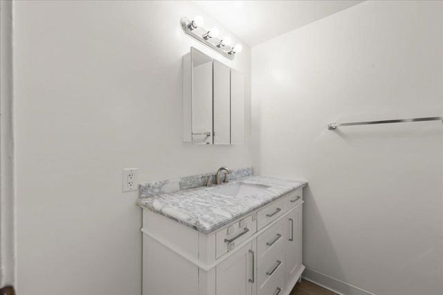702 Lakefair Drive, Sunnyvale, CA 94089