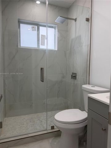 59 E 14th St, Hialeah, FL 33010