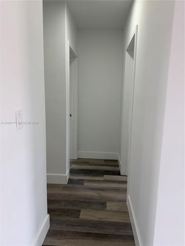 59 E 14th St, Hialeah, FL 33010