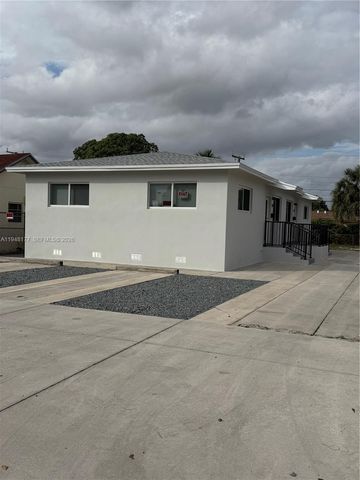 59 E 14th St, Hialeah, FL 33010